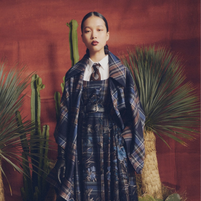 مجموعات موسم ما قبل الخريف جرأة عصرية