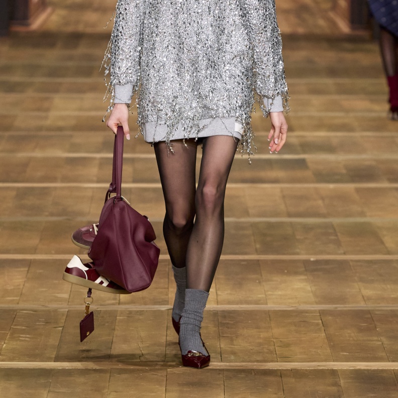 إطلالة من Elisabetta Franchi