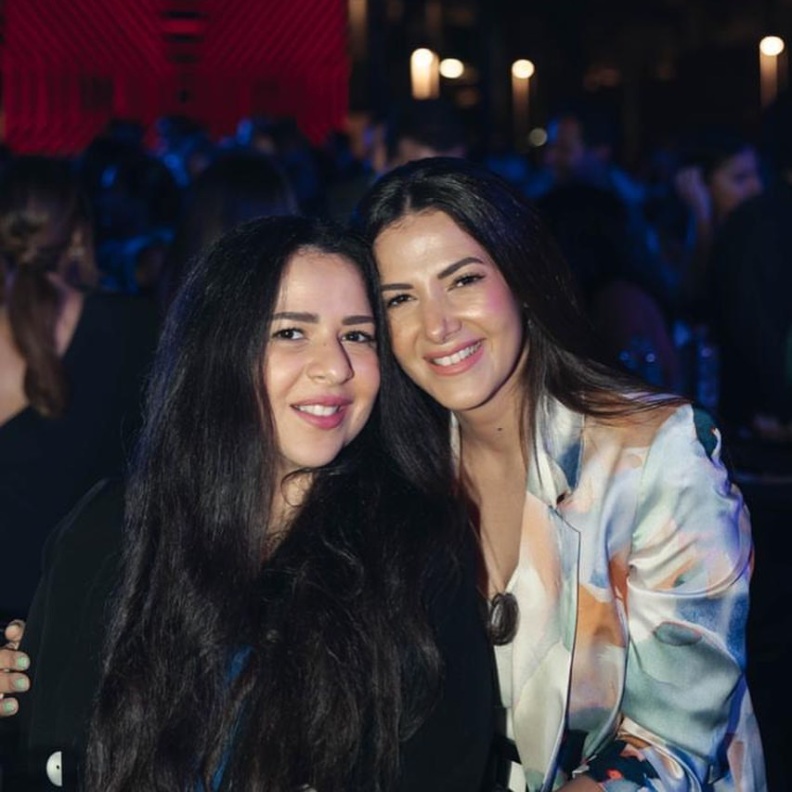 دنيا وإيمي سمير غانم