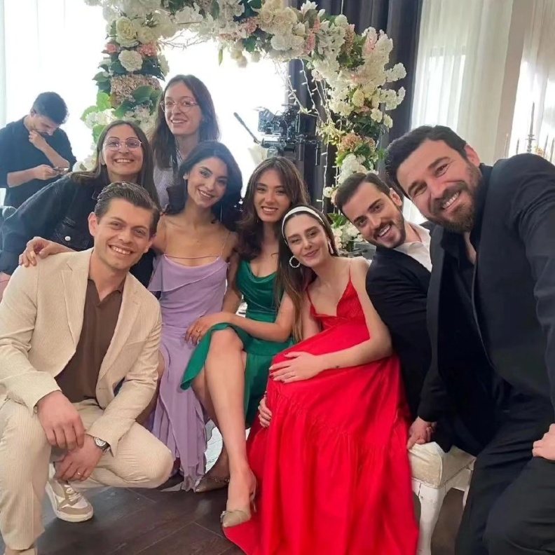 صناع الموسم الجديد من مسلسل المتوحش 