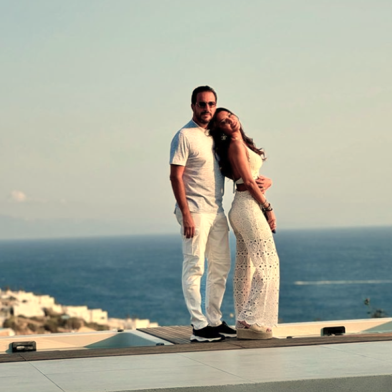 وليد عواضة احتفل رومانسيا بعيد ميلاد زوجته الفنانة أمل بوشوشة