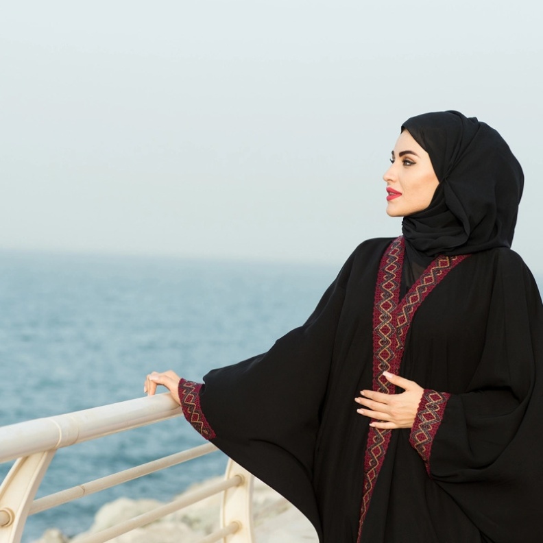 المرأة السعودية على طريق التمكين المستدام وفقا لرؤية 2030