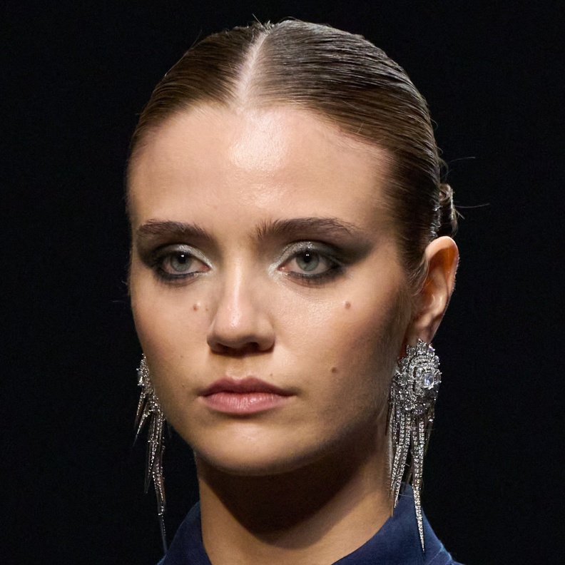 عمليات تجميلية مناسبة لكل امرأة قبل بداية موسم الخريف