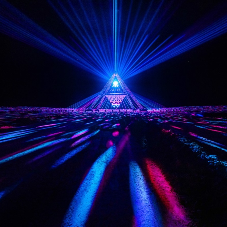 نسخة استثنائية بانتظار عشاق الفنون.. انطلاق احتفال" نور الرياض" في 28 نوفمبر