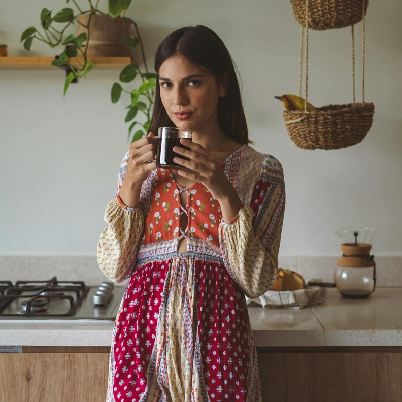 استمتعي بفوائد قشور القهوة للتنحيف ضمن نظام غذائي صحي للحصول على جسم مثالي