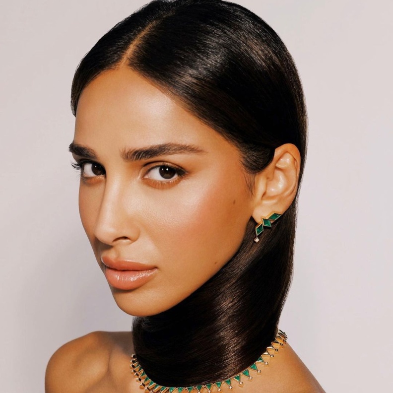 المدونة السعودية هلا عبدالله ح- صورة من حسابها على انستغرام