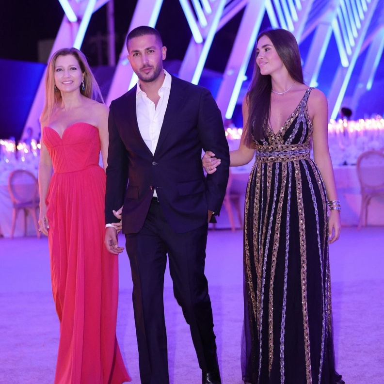 إطلالات مميزة لزوجة إيلي صعب وخطيبة نجله الأردنية زين قطامي في زفاف مايا رعيدي