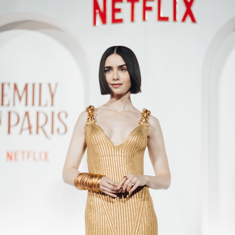 ليلي كولينز 