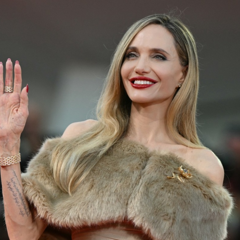 أنجلينا جولي