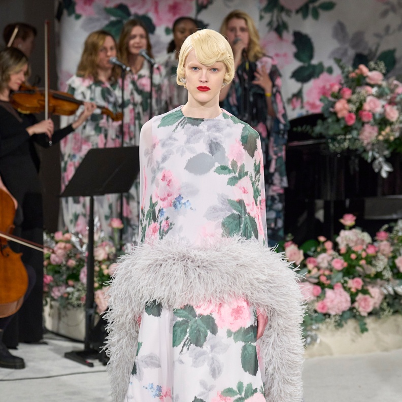 موديلات فساتين شتوية كاجوال للدفء والشياكة في آنٍ واحد 