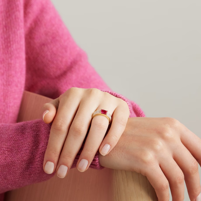 خاتم من أنيتا كو ANITA KO