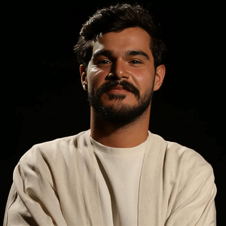 النجم السوري خالد شباط 