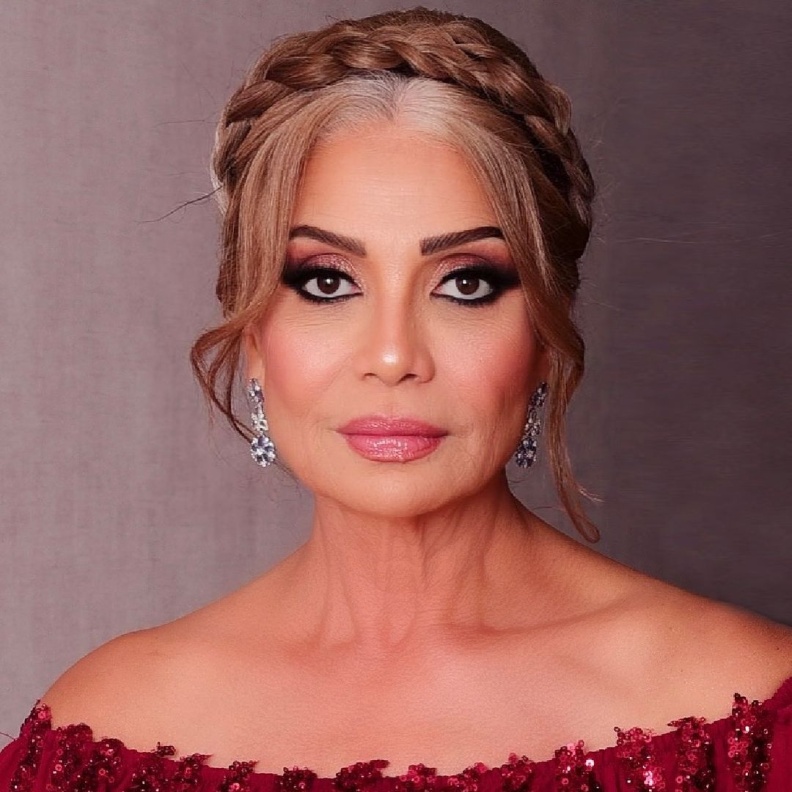 النجمة سوسن بدر صورة من حسابها على انستغرام