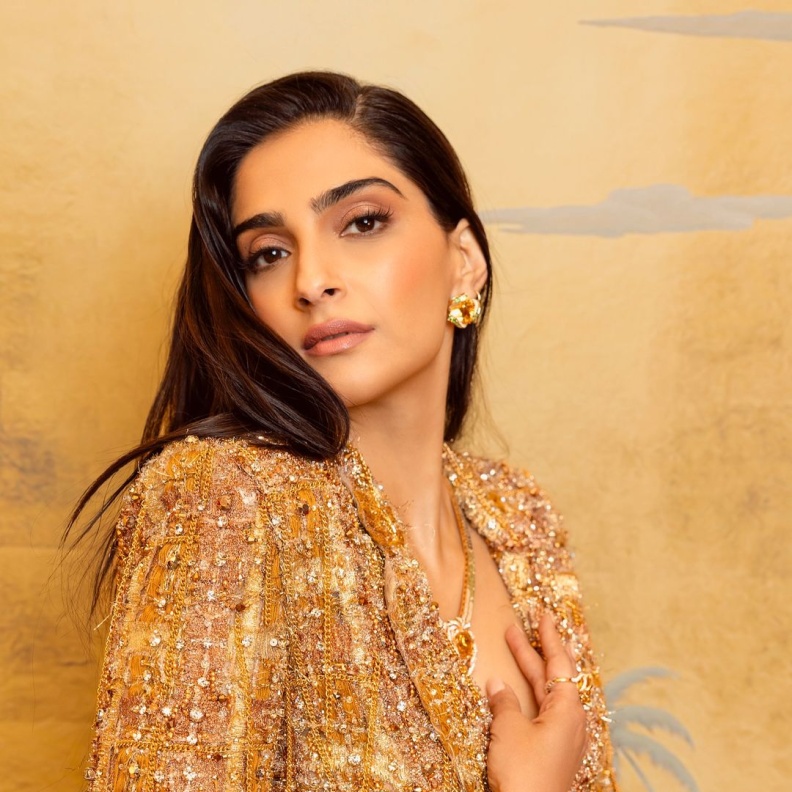 سونام كابور - صورة من انستغرام خبير التجميل namratasoni