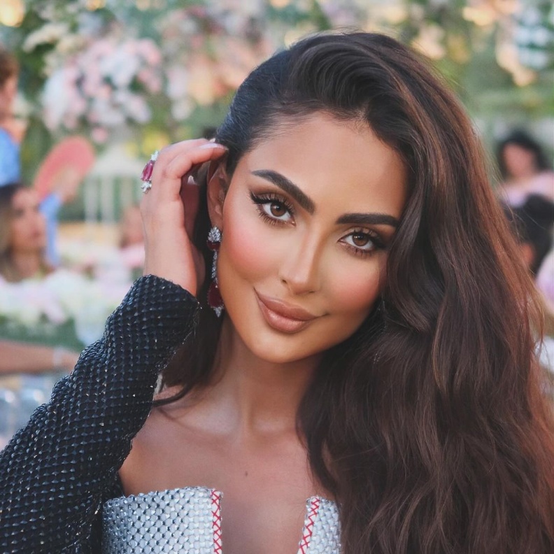 نور الغندور