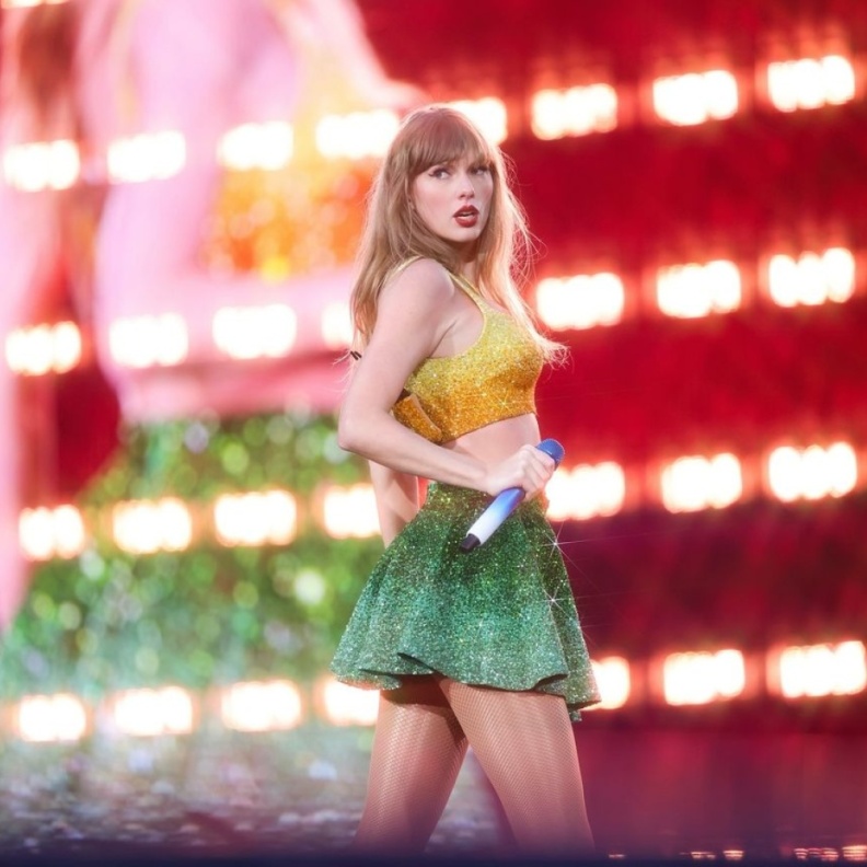تايلور سويفت 