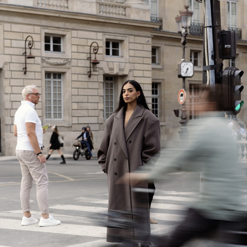 الحَلقَة الذهبية لصناعة الأزياء السعودية... تقدير المهن المجاورة في مشهد الموضة السعودية وأهمية أدوارها