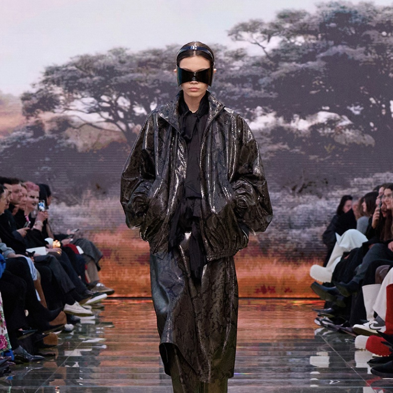 أعدّي الخزانة الكبسولية بقطع أساسية... A Transitional Autumn Wardrobe