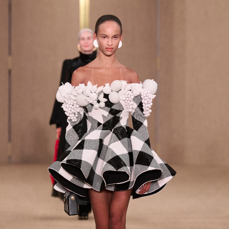 الكشكش بطبقات لم يسبق لها مثيل في الخريف