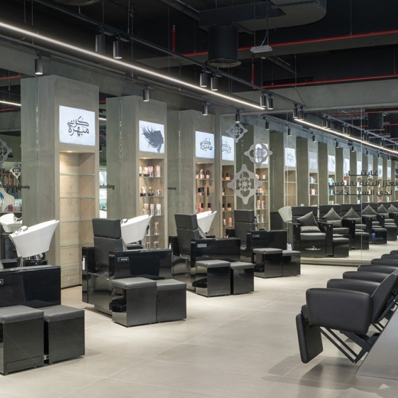 صالون بداشنج بيوتي لاونج يقدم جلسات TOKIO INKRAMI اليابانية الشهيرة لعلاج الشعر 