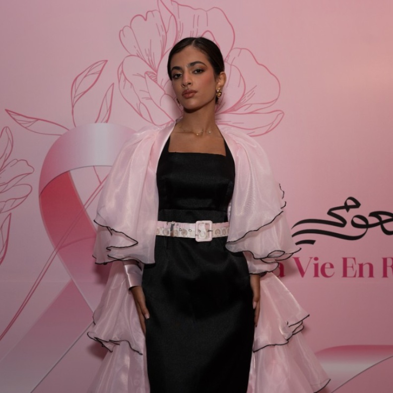 فعالية "لا في آن روز" تتألق بالنجاح: ليلة مليئة بالنكهات وعروض الأزياء والتوعية بسرطان الثدي