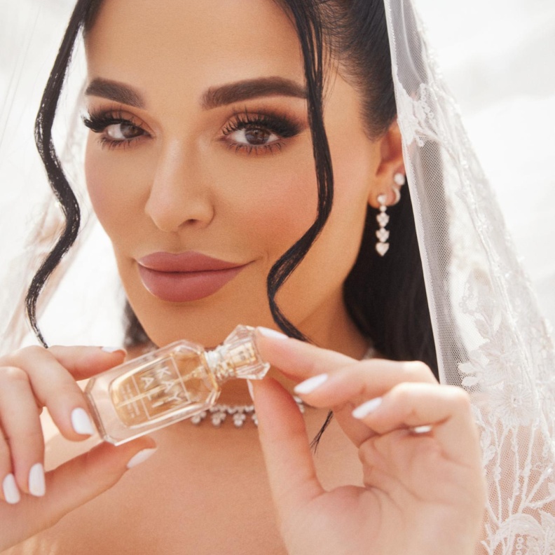 منى قطان تكشف عن مجموعة محدودة الإصدار من عطور كايالي: مجموعة The Wedding المستوحاة من زفافها