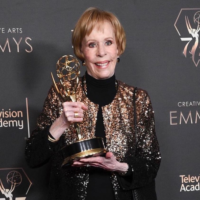 نجوم تجاوزوا التسعين عاما وأصروا على استكمال رحلتهم مع التمثيل والعمر لم يقف عائقا أمامهم