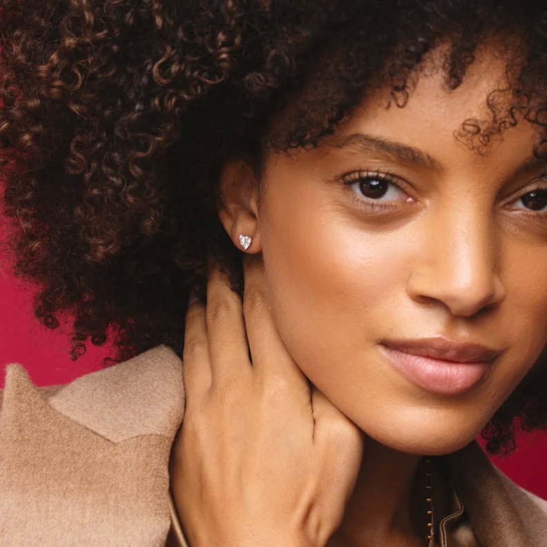 kwiat-jewelryfine-jewelearring-white-gold-sunburst-heart-stud-earrings