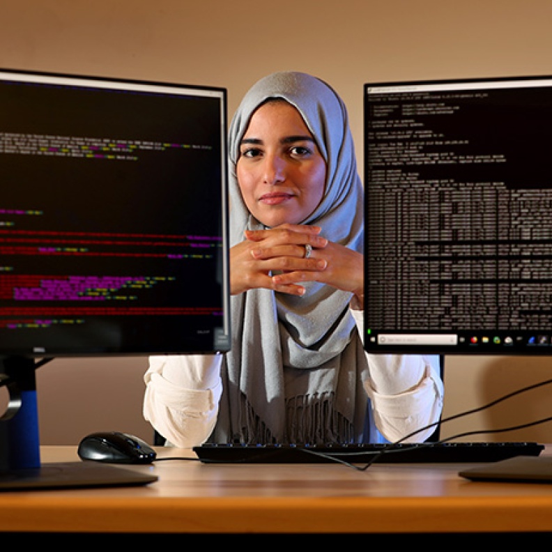 الدكتورة فاطمة الحربي قصة نجاح ملهمة في مجال الأمن السيبراني على مستوى عالمي