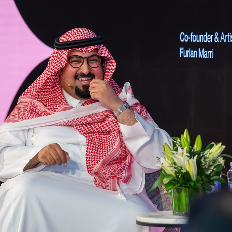 الفنان والمؤسس المشارك لعلامة فورلان مري Furlan Marri، في فعاليات هي هب