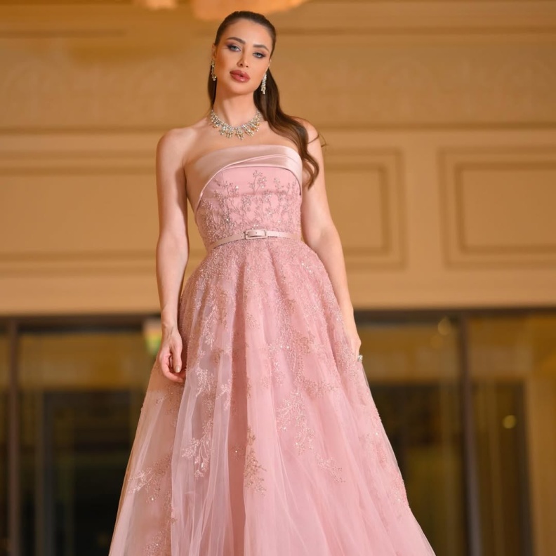 انابيلا هلال