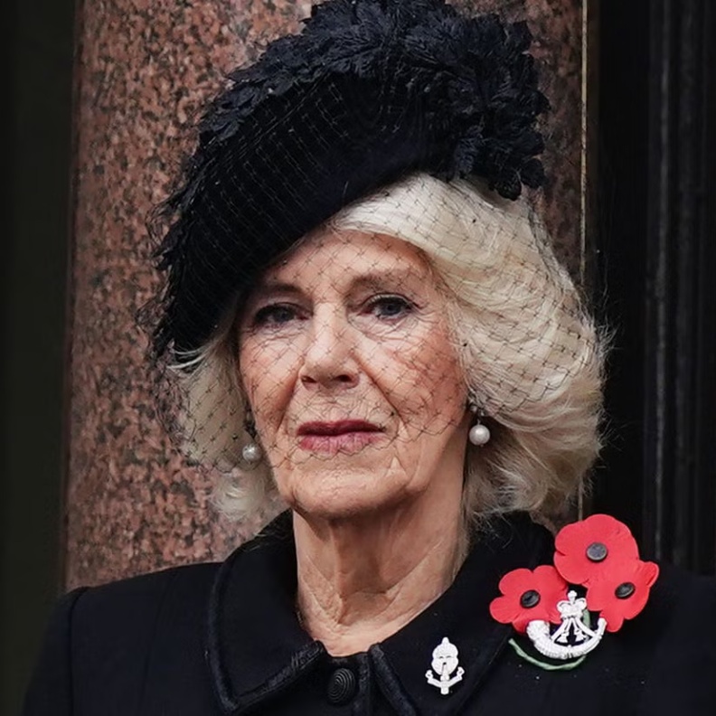 غياب مفاجئ من الملكة كاميلا عن يوم الذكرى يفتح الباب للتساؤلات