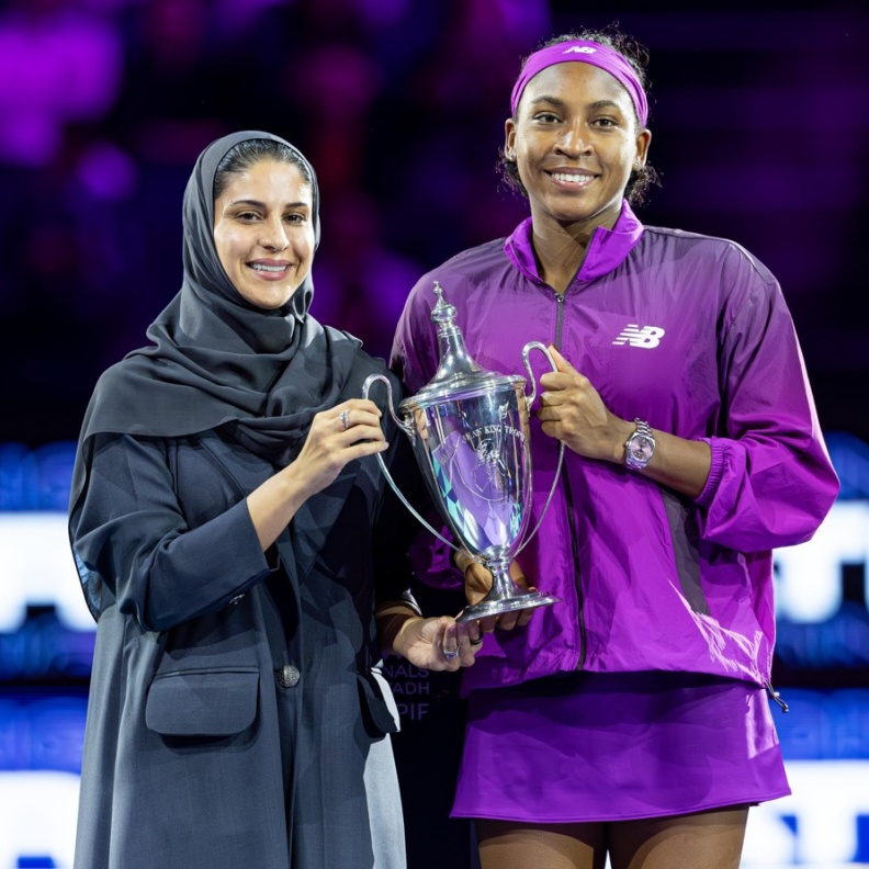 الأمريكية كوكو جوف بطلة الفردي لنهائيات رابطة محترفات التنس "الرياض - 2024"