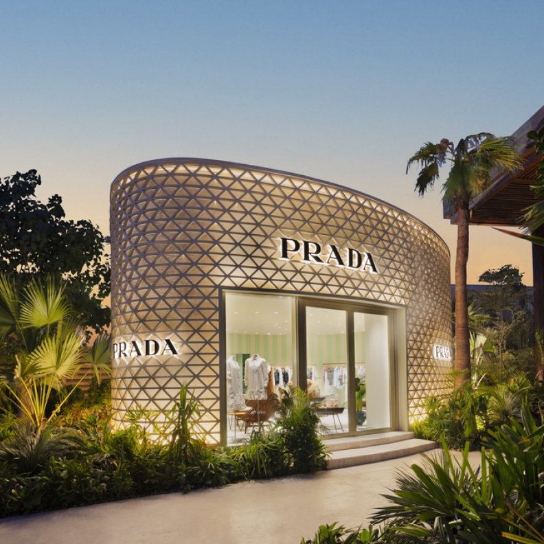 متاجر Prada الجديدة في Baoli دبي 
