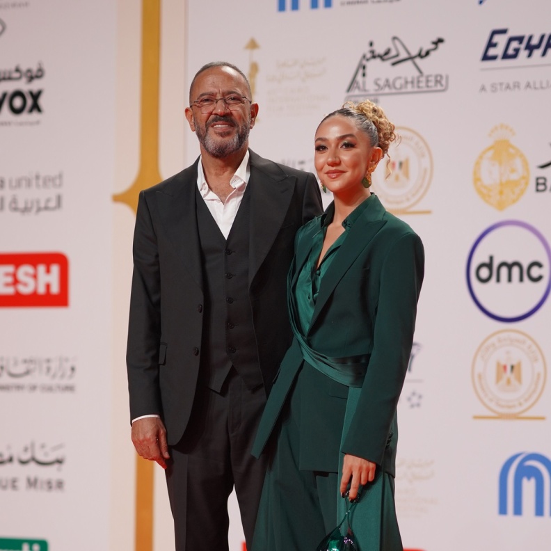 أشرف عبدالباقي وابنته زينة