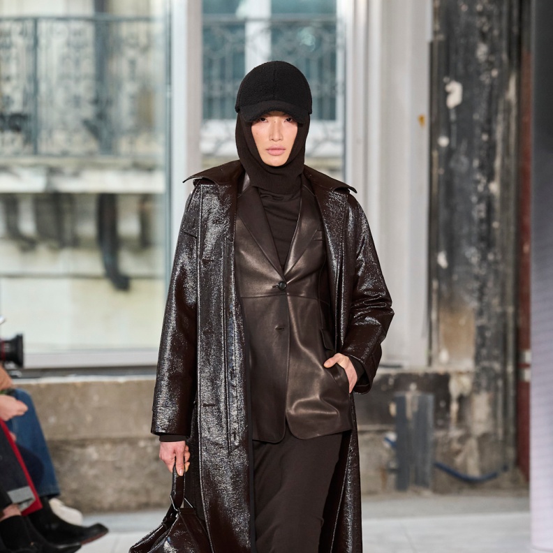 إطلالة من Akris