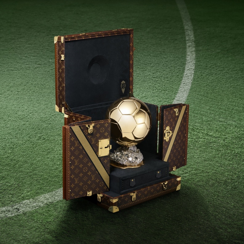 جائزة الكرة الذهبية BALLON D’OR لعام 2024