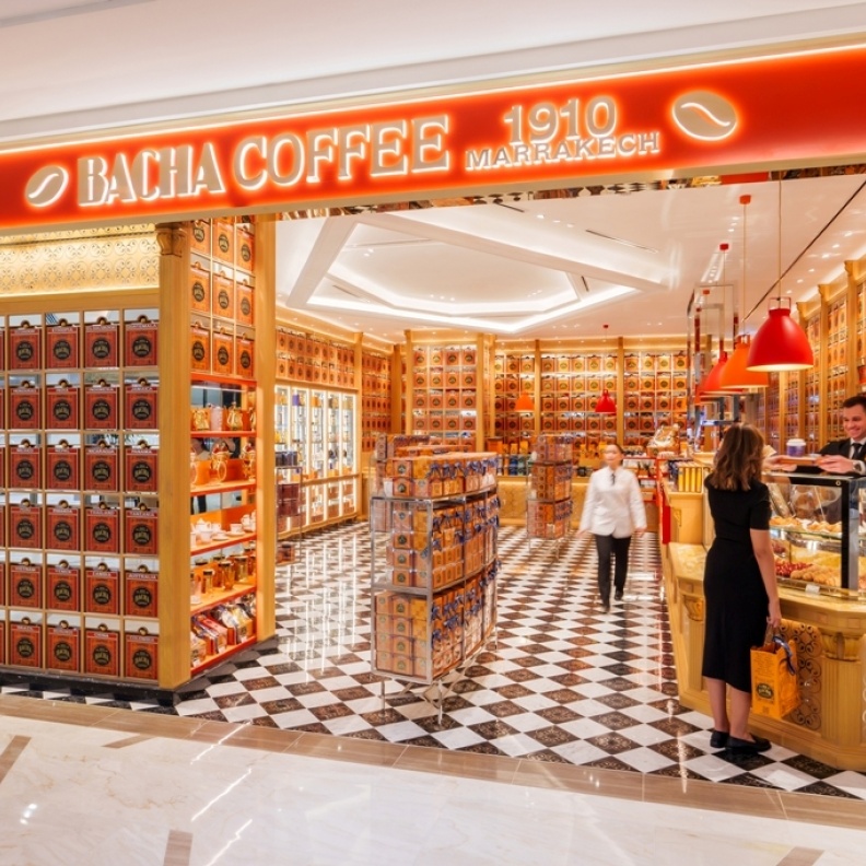ارتشف قهوتك برقي تام مع Bacha Coffee