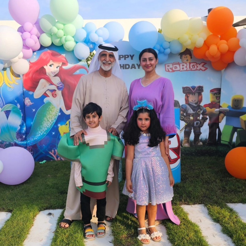 هيفاء حسين وأسرتها