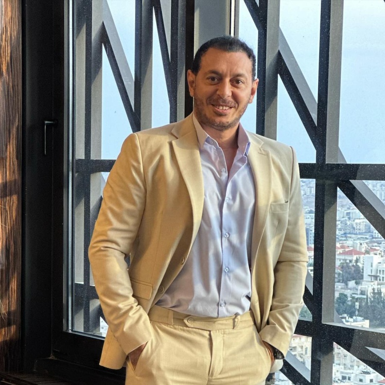 مصطفى شعبان 