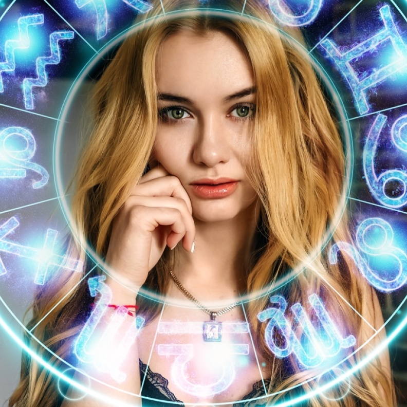 رحلة مع النجوم: توقعات يومية لكافة الأبراج