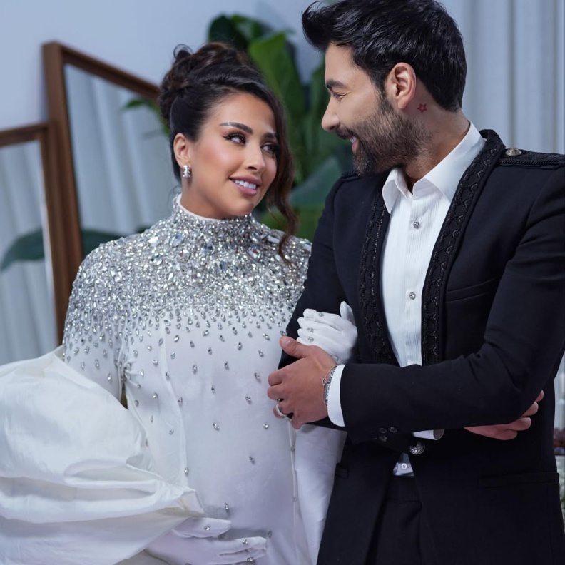 فرح الهادي بتصاميم لافتة وبارزة من أهم دور المجوهرات العالمية