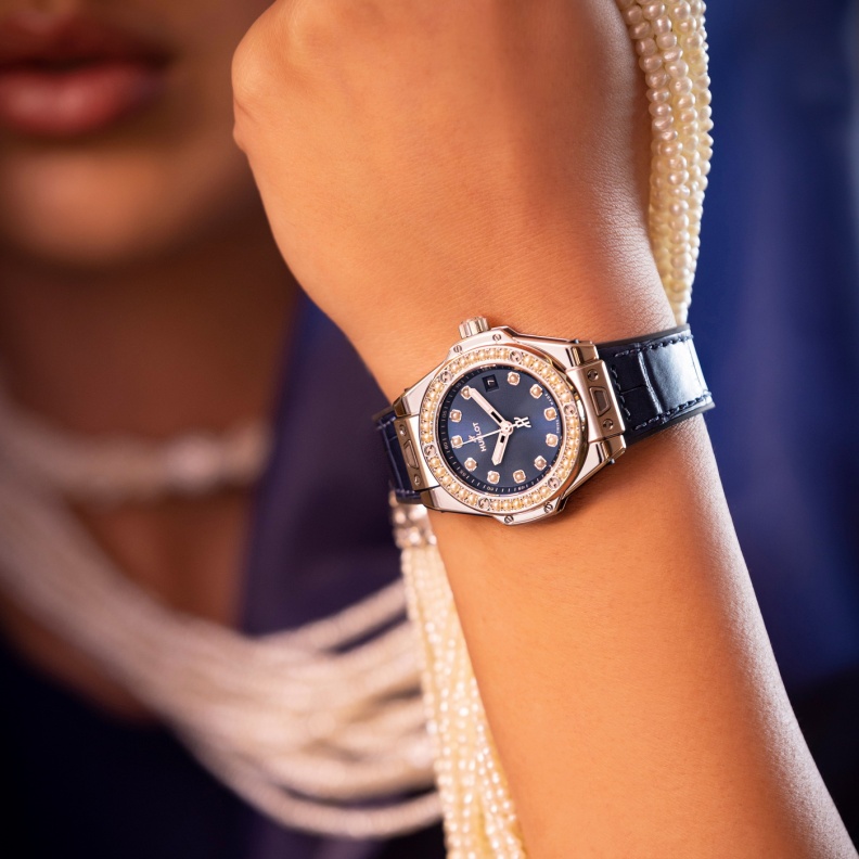 ساعة بيغ بانغ ون كليك ستيل بيرلز 33 مم