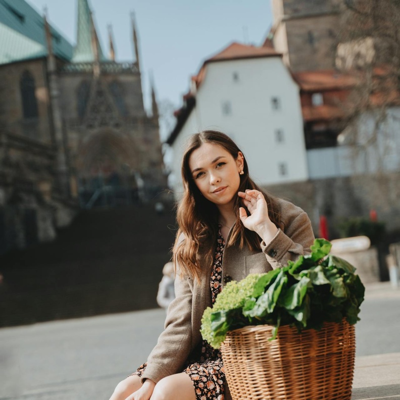 تعرفي على فوائد الخضروات الورقية الداكنة لتحسين صحتكِ وحرق الدهون لإنقاص وزنكِ بشكل صحي في عام 2025