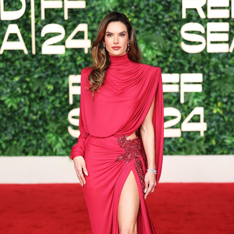 عارضة الأزياء البرازيلية أليساندرا أمبروسيو