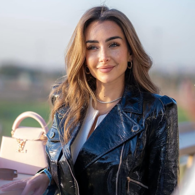 هنا الزاهد صورة من حسابها على انستغرام