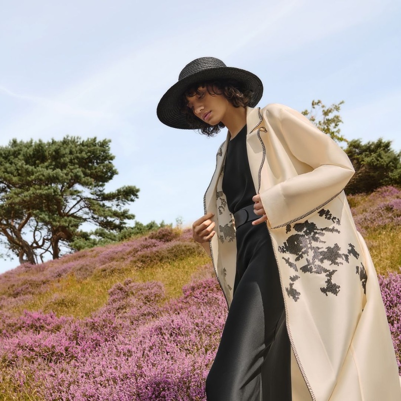 أشهر مصممي الأزياء الإماراتيين 