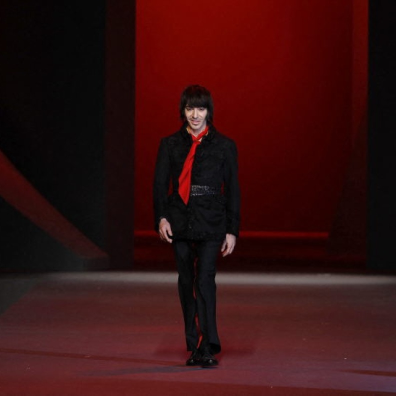 جون غاليانو يغادر Maison Margiela بعد 10 سنوات من قيادته للدار