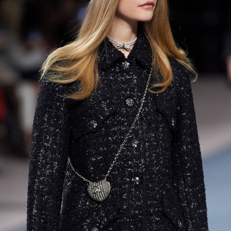 مجموعة Chanel خريف و شتاء 2022 للملابس الجاهزة