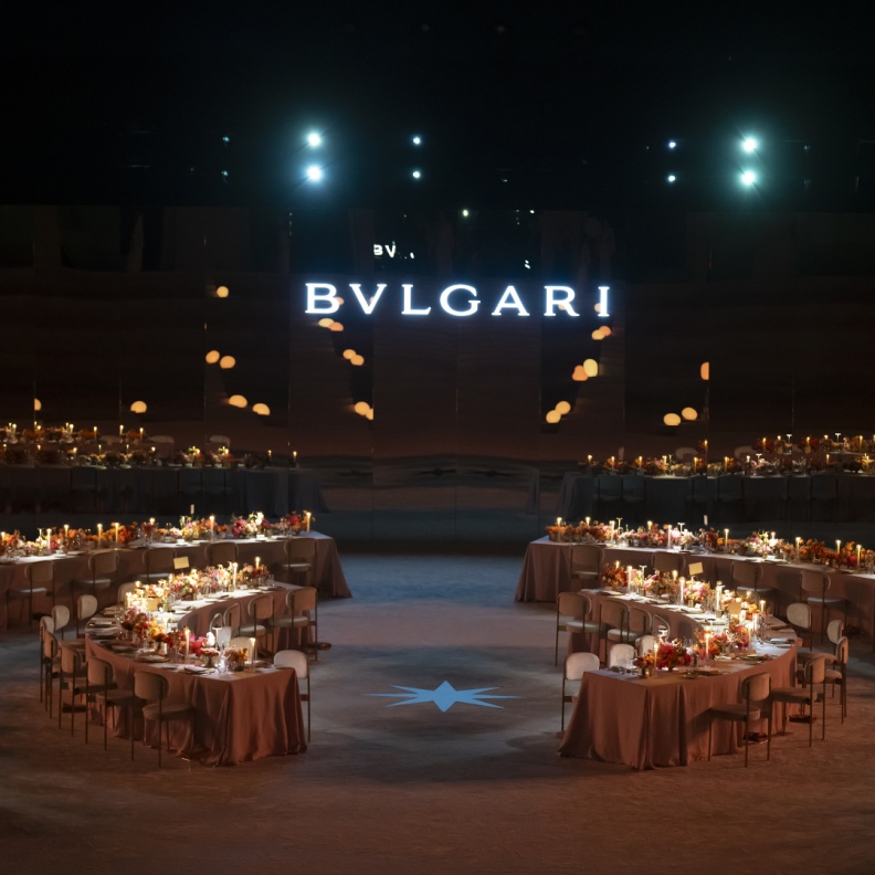 بولغري تطلق تشكيلة مجوهرات إيتيرنا الفاخرة بتصاميم استثنائية تحتفل بمرور 140 عاماً على تأسيس الدار